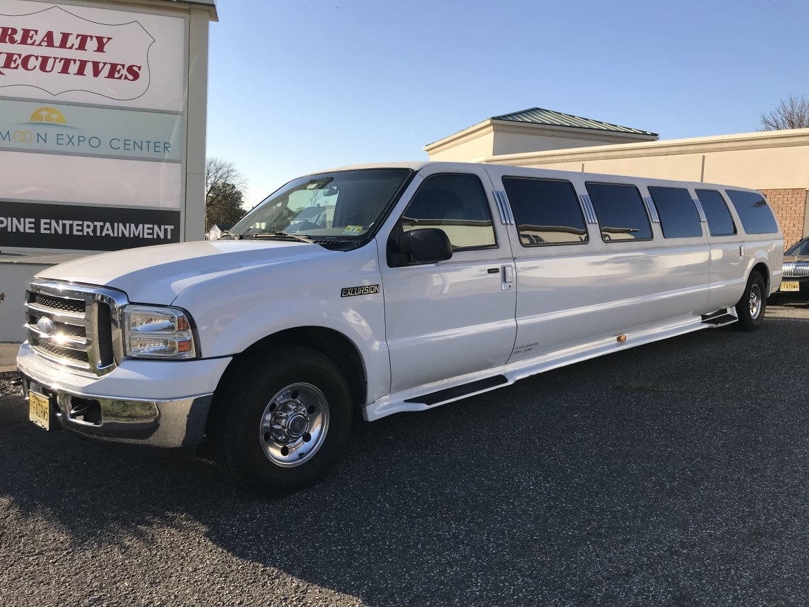 SUV Stretch for Sale in Elmwood Park, NJ - Main Photo