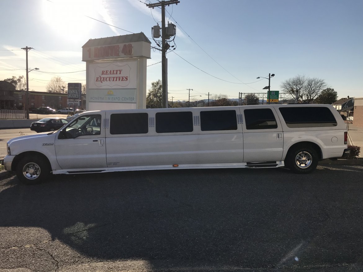 SUV Stretch for Sale in Elmwood Park, NJ - Photo 4