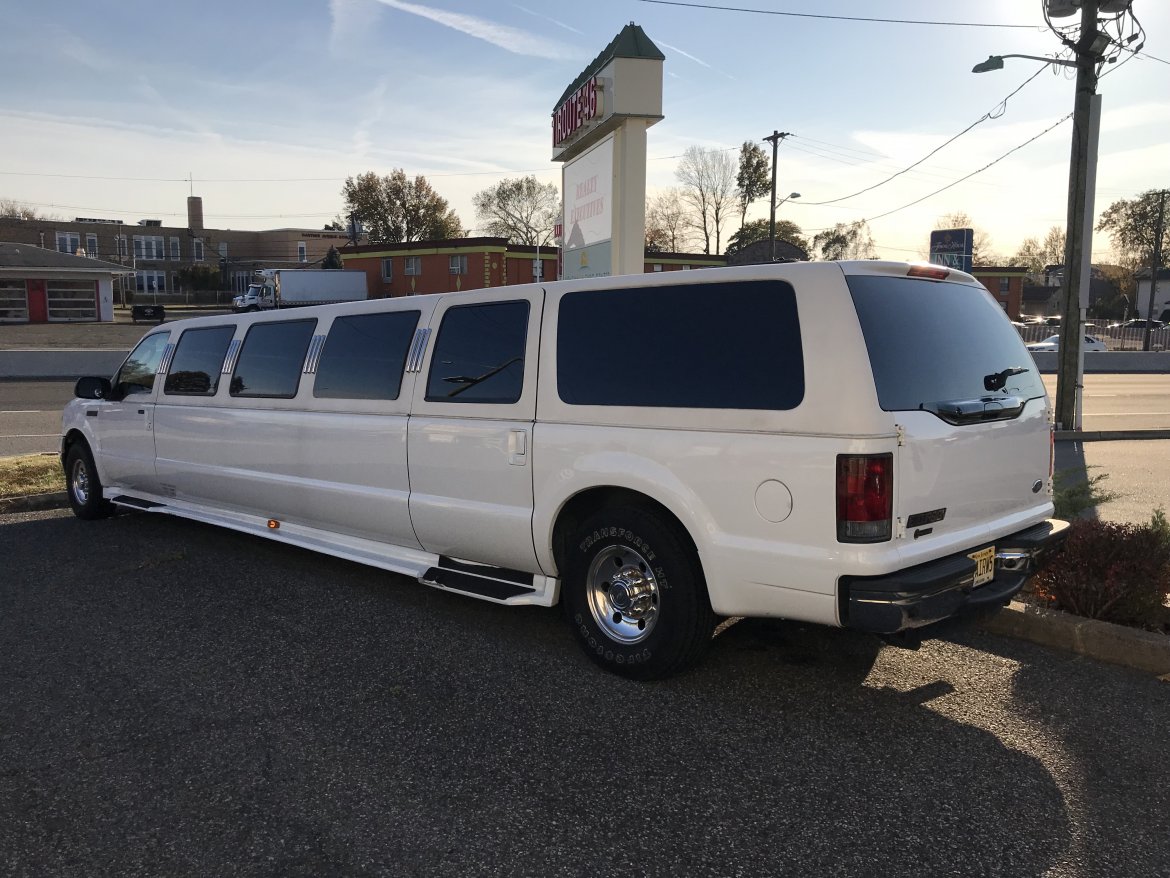 SUV Stretch for Sale in Elmwood Park, NJ - Photo 5