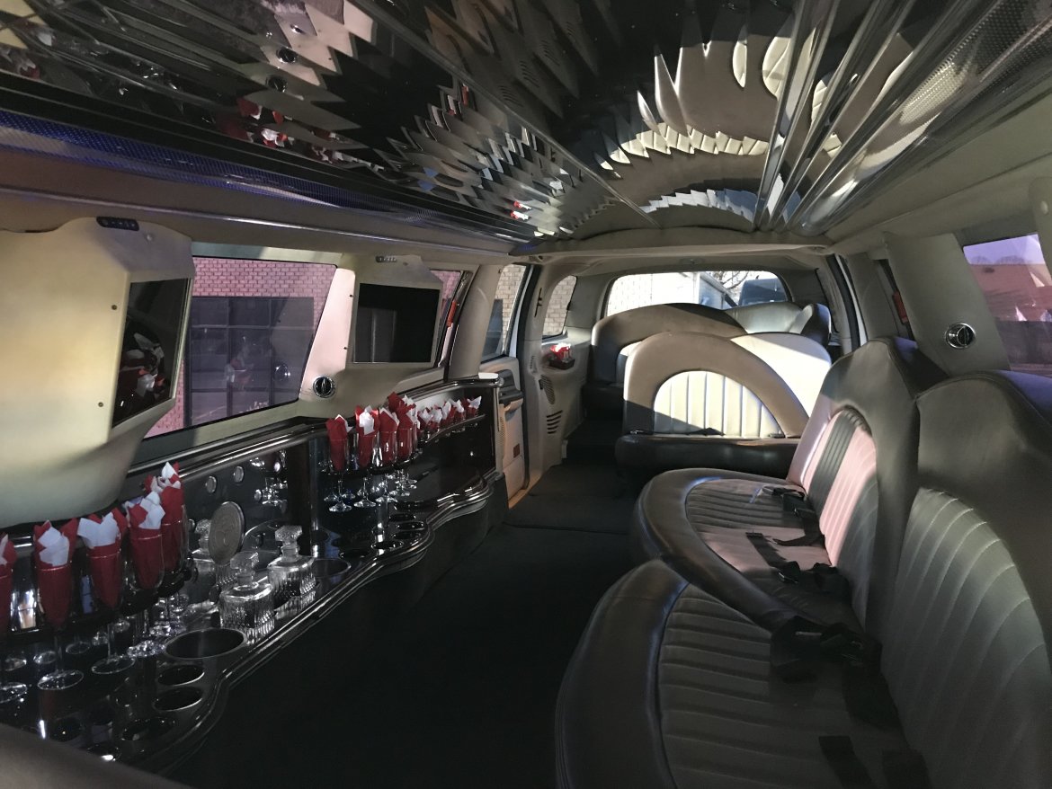 SUV Stretch for Sale in Elmwood Park, NJ - Photo 9