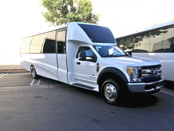 2017 Ford F-550 Shuttle Bus for Sale in Oaklyn, NJ - Main Photo
