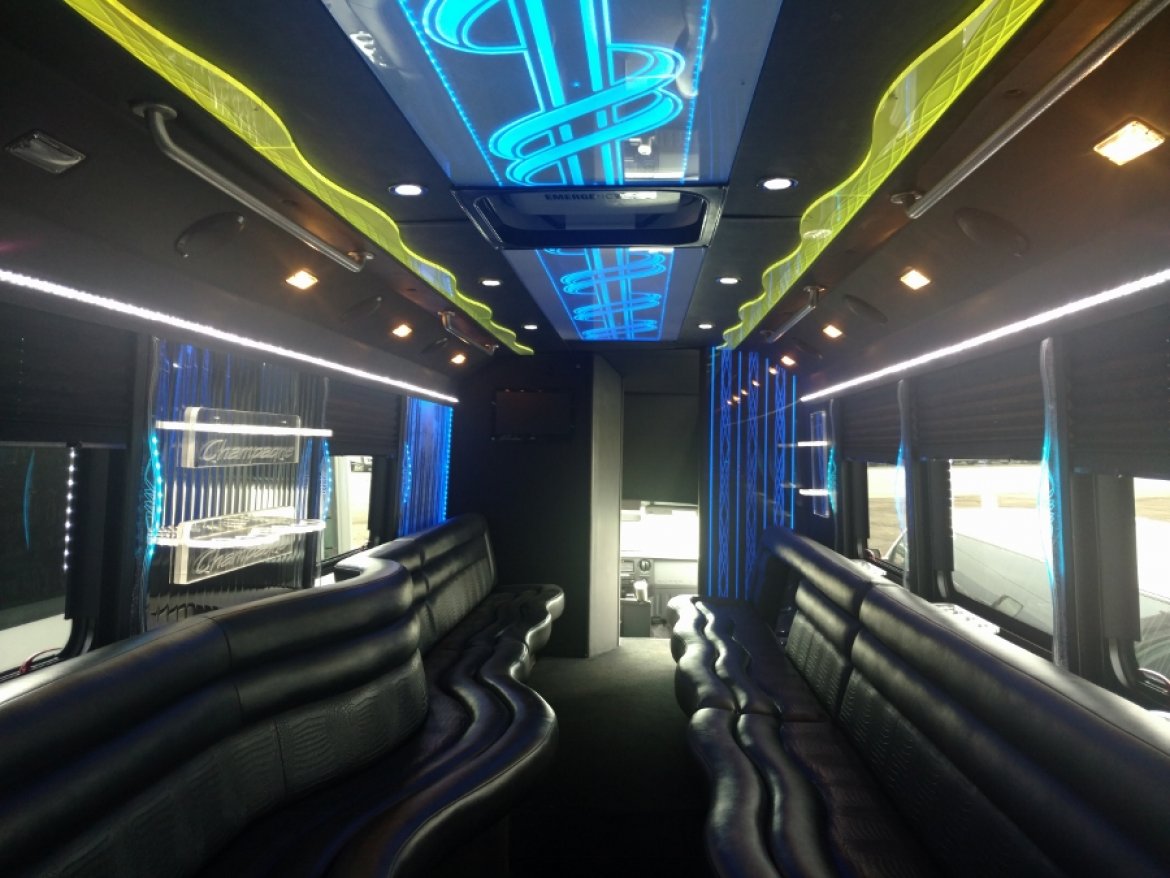 Limo Bus for Sale in North East , PA - Photo 5