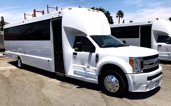 2017 Ford F-550X Limo Bus for Sale in Oaklyn, NJ - Main Photo