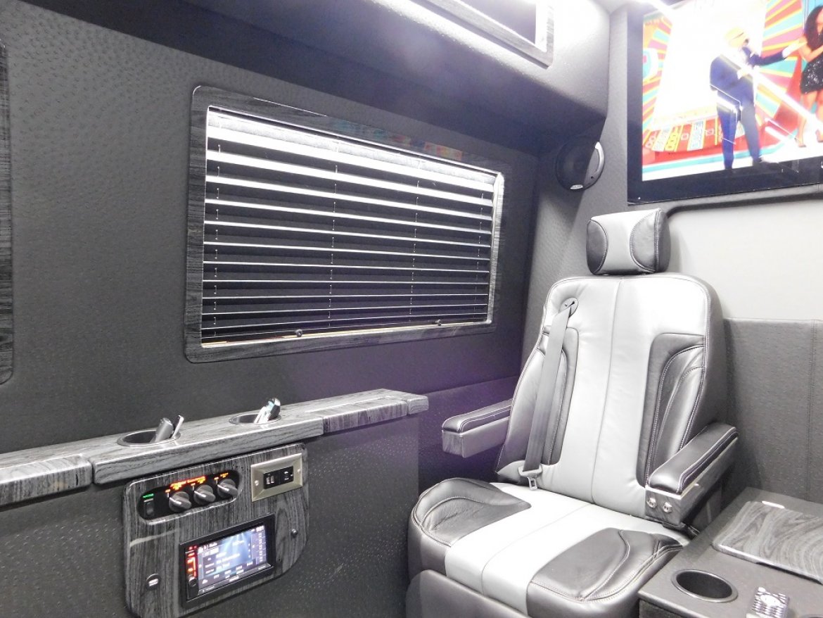 Sprinter for Sale in Jacksonville, FL - Photo 13