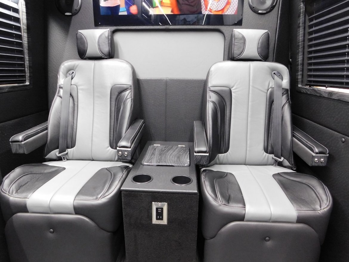 Sprinter for Sale in Jacksonville, FL - Photo 24