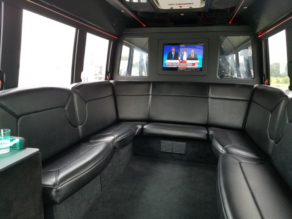 Limo Bus for Sale in Dayton, OH - Photo 2