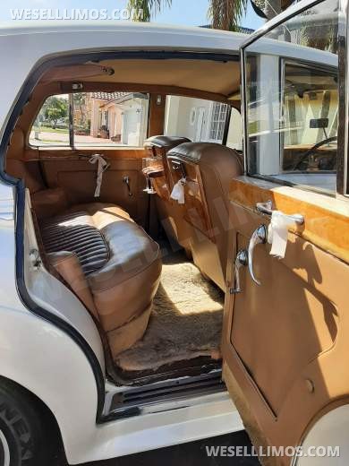 Classic Antique Bentley For Sale - Antique for Sale in Miami Lakes, FL - Photo 10