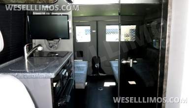 2019 Midwest Automotive Designs Mercedes-Benz 2500 Passage Sprinter - Sprinter for Sale in Carson, CA - Photo 15
