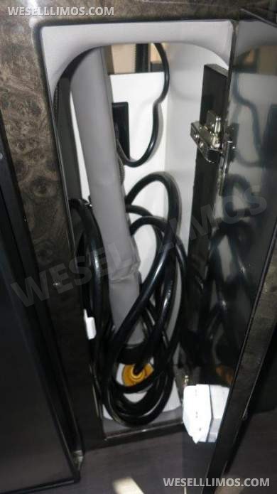 2019 Midwest Automotive Designs Mercedes-Benz 2500 Passage Sprinter - Sprinter for Sale in Carson, CA - Photo 29