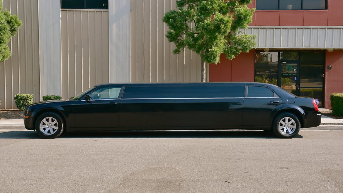 Limousine for Sale in Fontana, CA - Photo 5