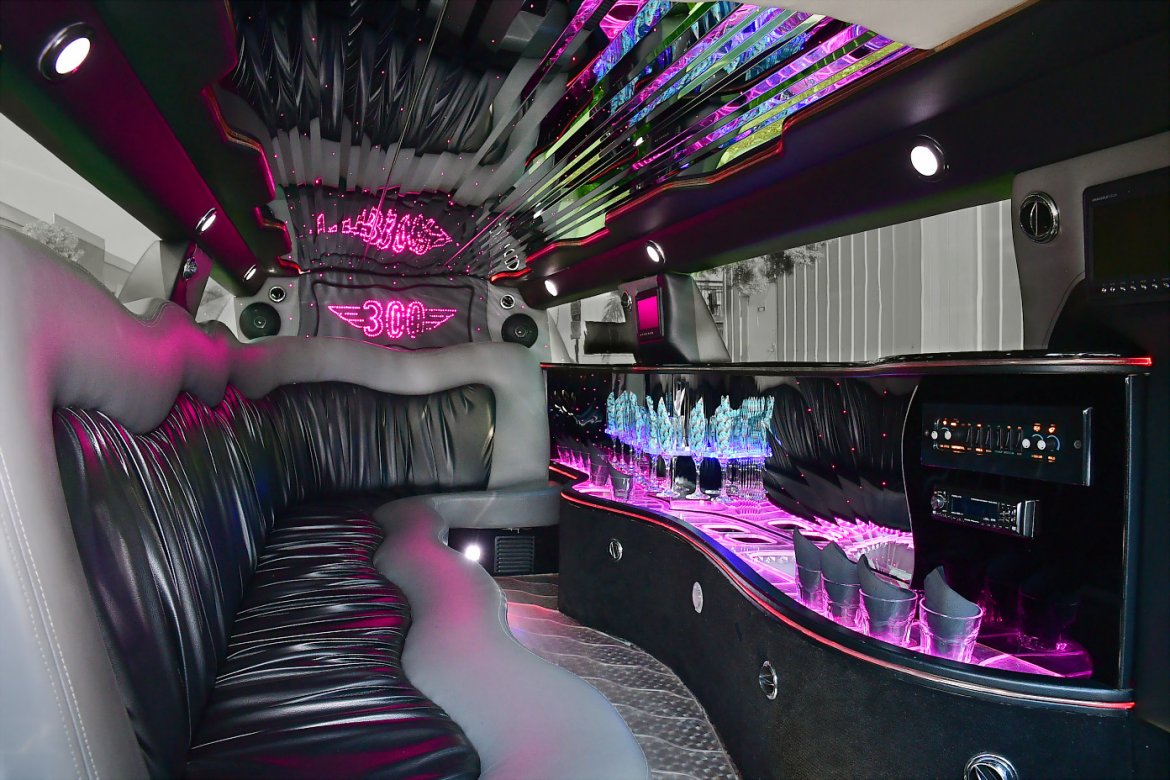 Limousine for Sale in Fontana, CA - Photo 9