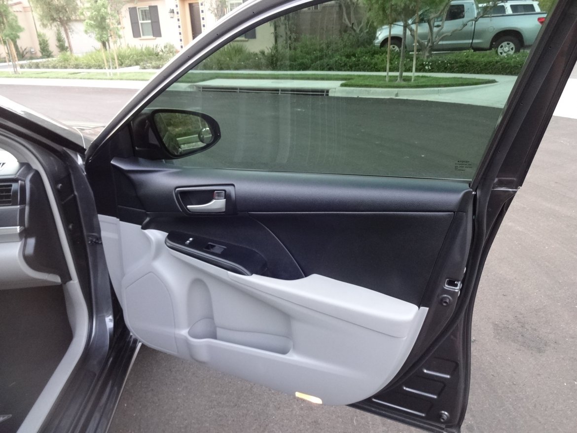 Sedan for Sale in Irvine, CA - Photo 34
