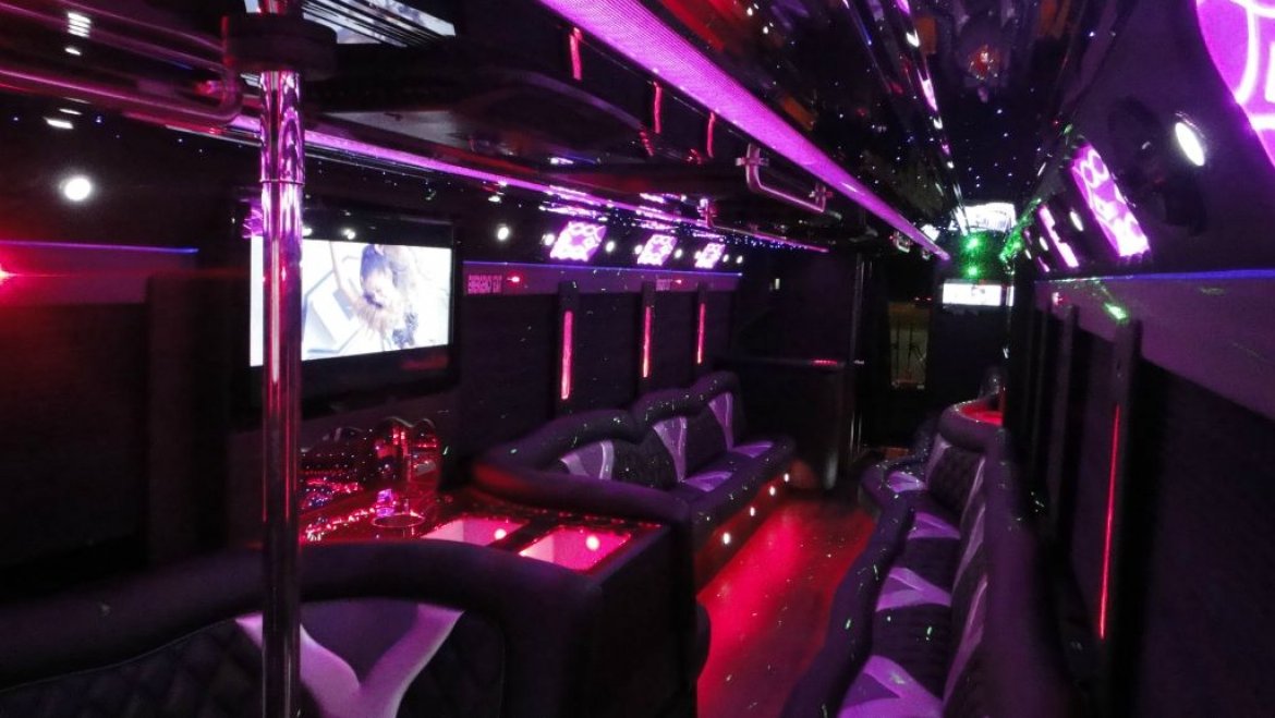 Limo Bus for Sale in New York, NY - Photo 6