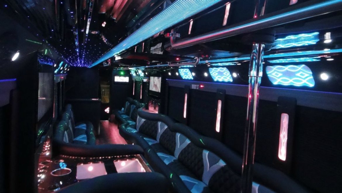 Limo Bus for Sale in New York, NY - Photo 7
