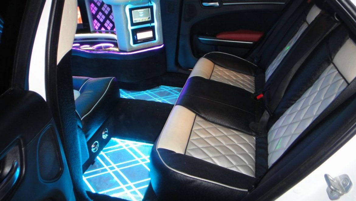 Limousine for Sale in New York, NY - Photo 5