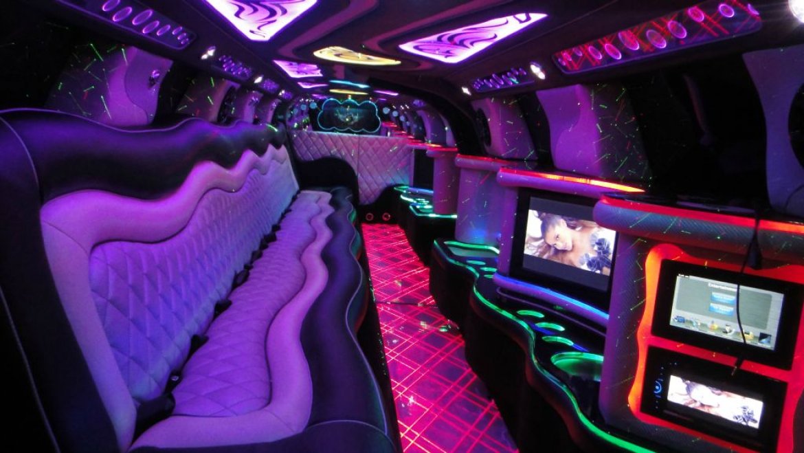 Limousine for Sale in New York, NY - Photo 6