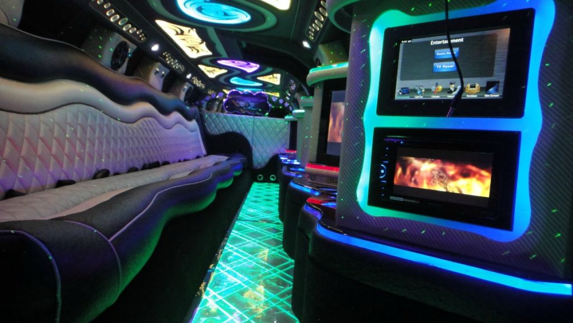 Limousine for Sale in New York, NY - Photo 7