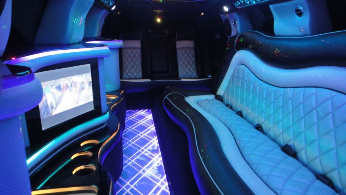 Limousine for Sale in New York, NY - Photo 11
