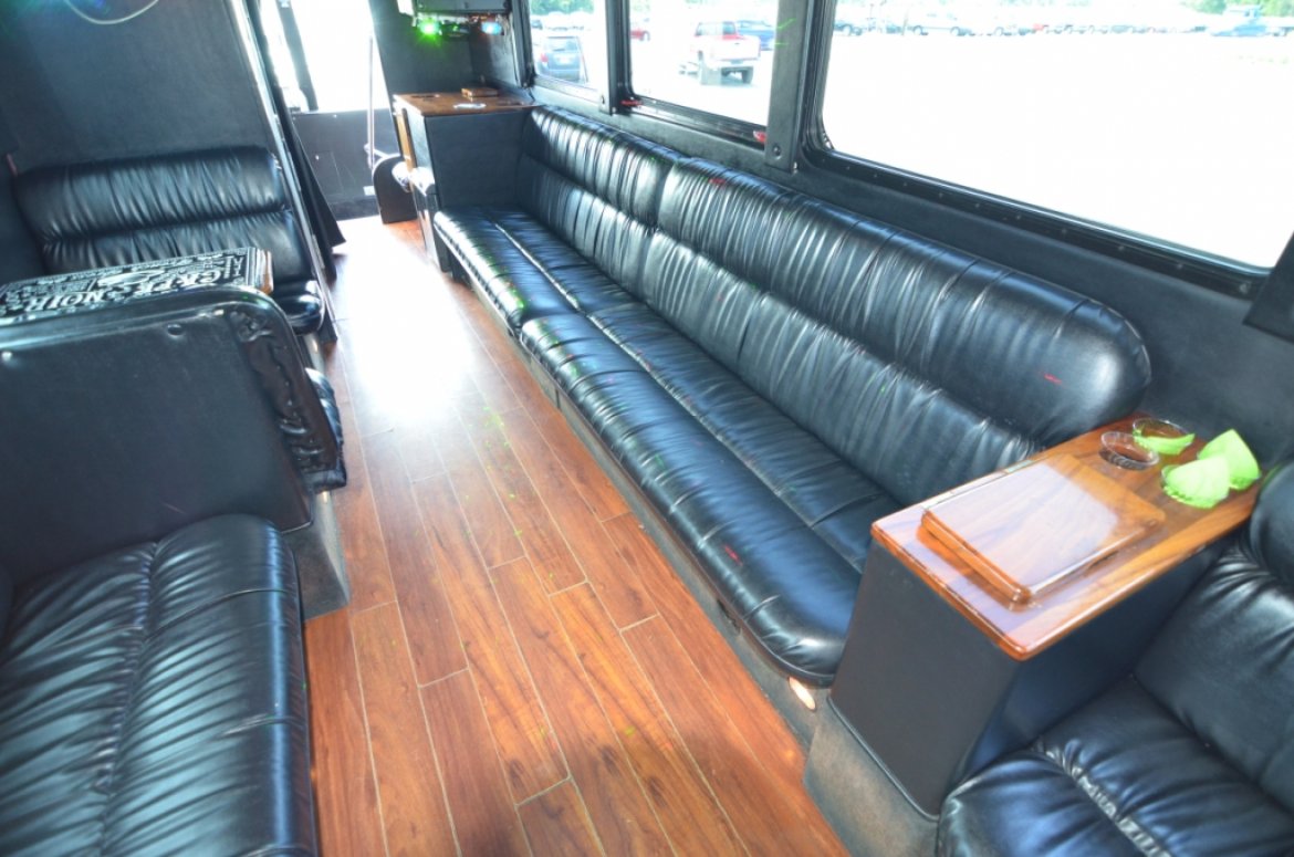 Limo Bus for Sale in North East, PA - Photo 15