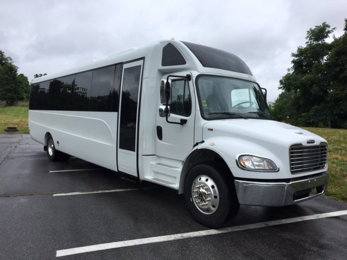 Shuttle Bus for Sale in Capitol Heights, MD - Main Photo