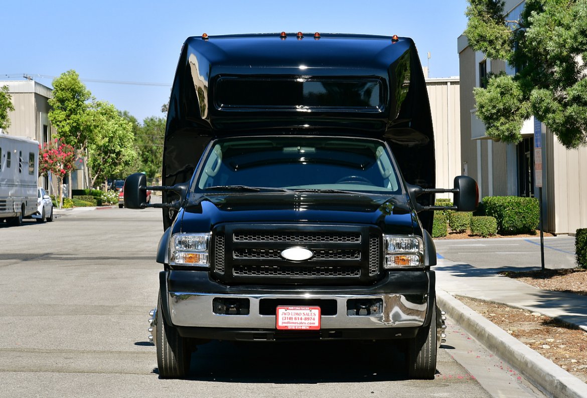 Limo Bus for Sale in Fontana, CA - Photo 4