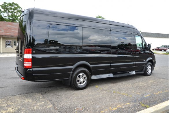 2017 Mercedes-Benz Sprinter 3500 Super Single Sprinter for Sale in Oaklyn, NJ - Photo 3