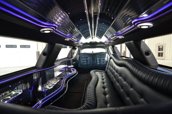 2011 Lincoln  Town Car Limousine for Sale in North East, PA - Main Photo