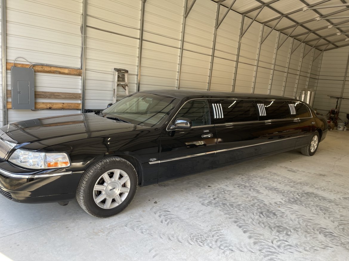 Limousine for Sale in Columbia, SC - Main Photo