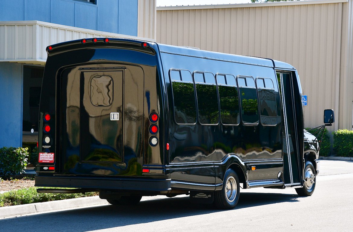 Limo Bus for Sale in Fontana, CA - Photo 3