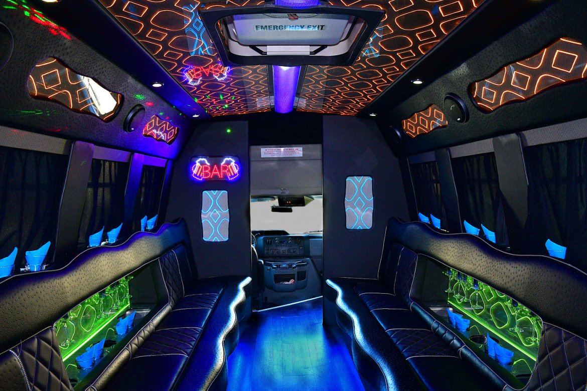 Limo Bus for Sale in Fontana, CA - Photo 12