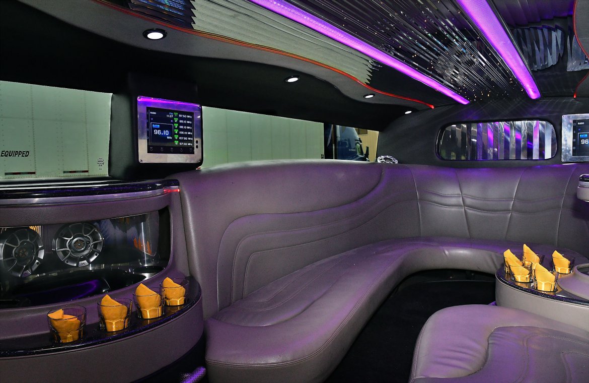 SUV Stretch for Sale in Fontana, CA - Photo 13