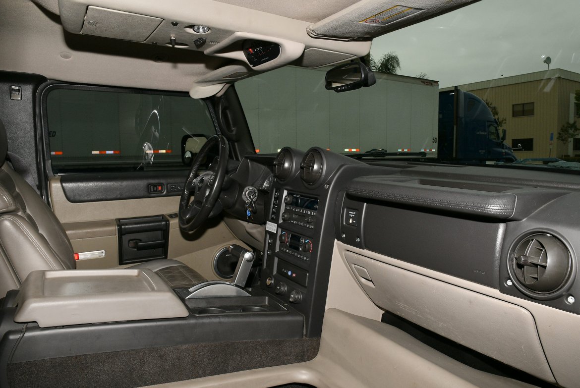 SUV Stretch for Sale in Fontana, CA - Photo 14