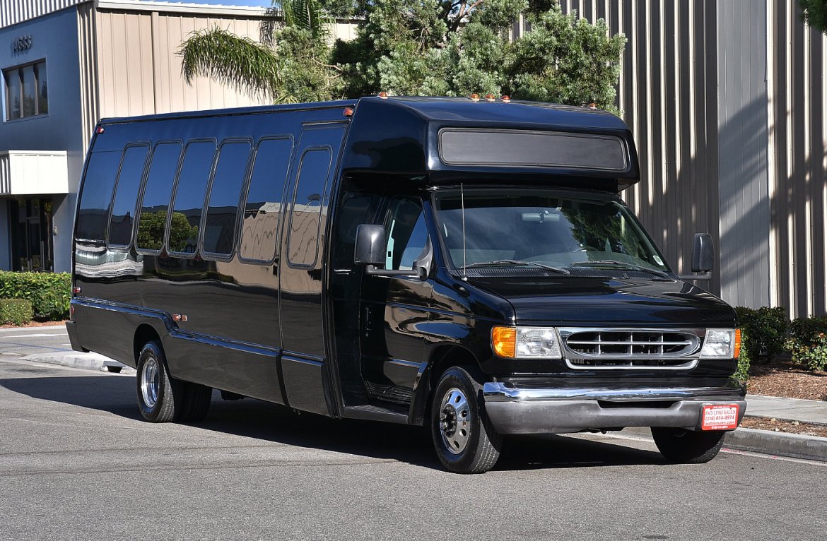 Limo Bus for Sale in Fontana, CA - Main Photo