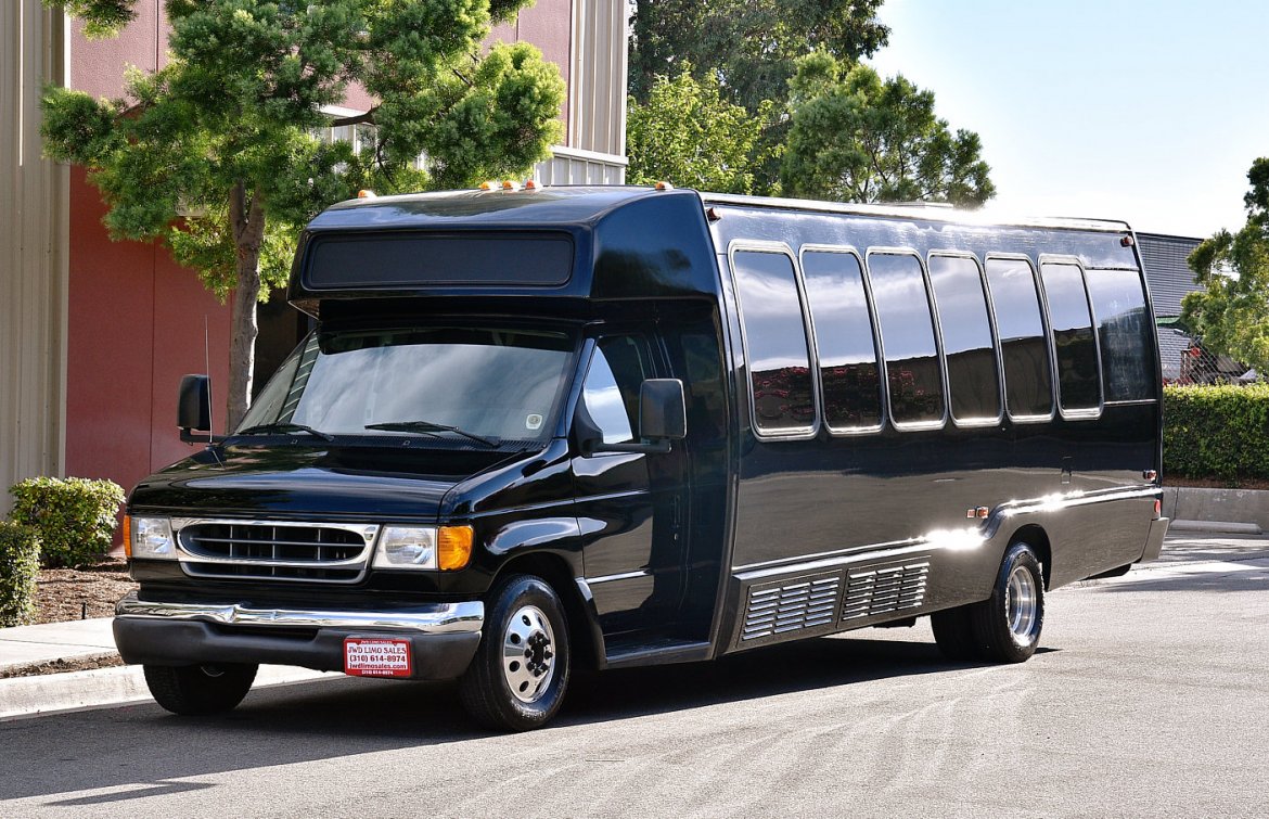 Limo Bus for Sale in Fontana, CA - Photo 6