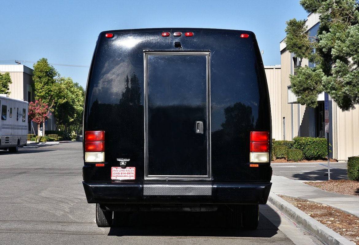 Limo Bus for Sale in Fontana, CA - Photo 8
