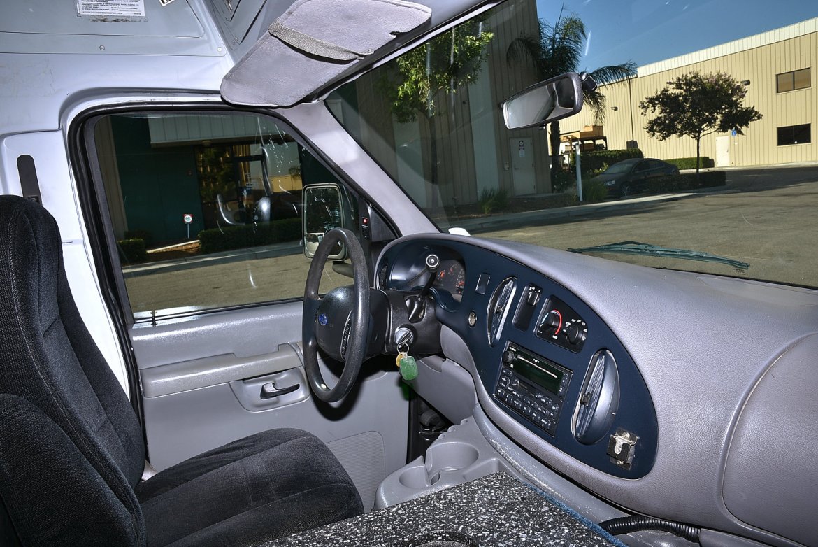 Limo Bus for Sale in Fontana, CA - Photo 10
