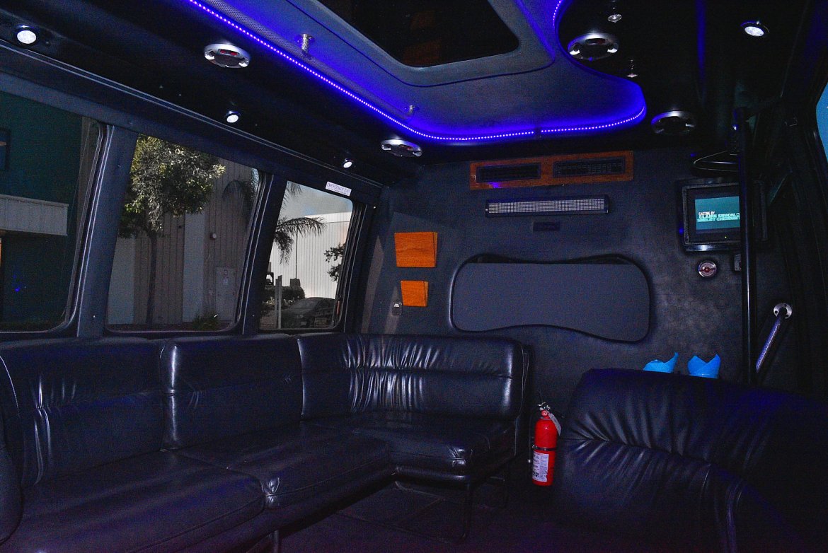 Limo Bus for Sale in Fontana, CA - Photo 11