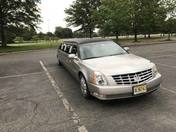 2006 Cadillac DTS  Limousine for Sale in Princeton , NJ - Photo 2