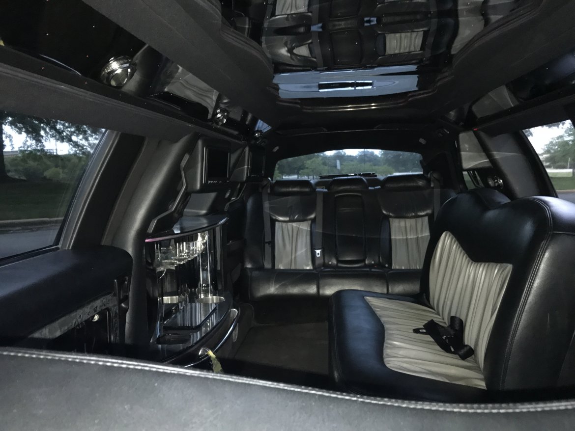 Limousine for Sale in Princeton , NJ - Photo 10
