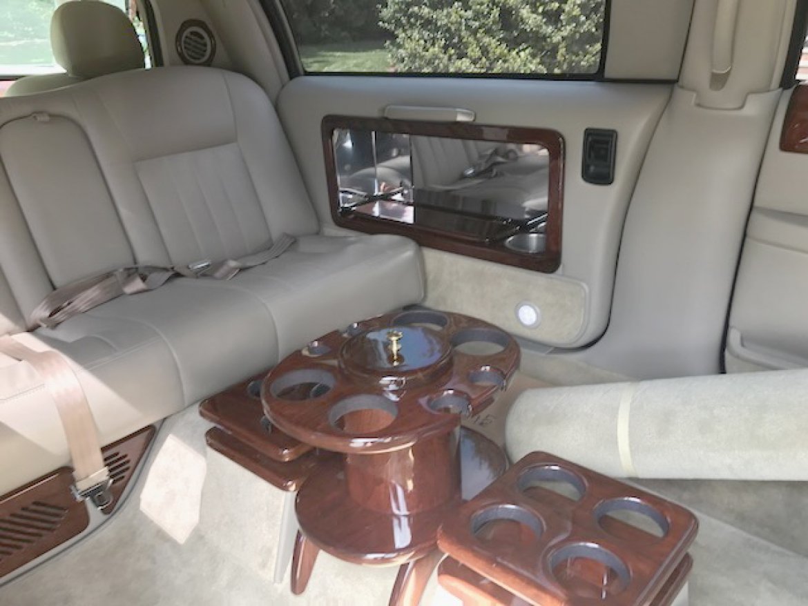 Limousine for Sale in Oaklyn, NJ - Photo 17