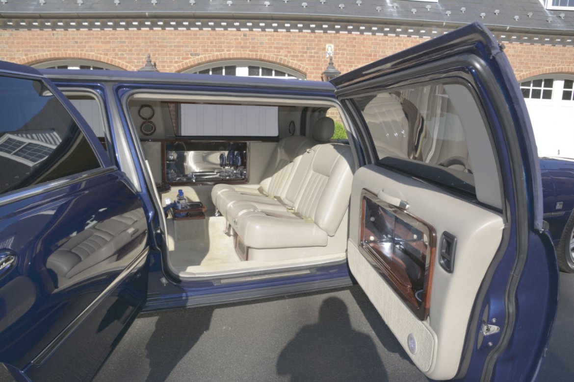 Limousine for Sale in Oaklyn, NJ - Photo 6