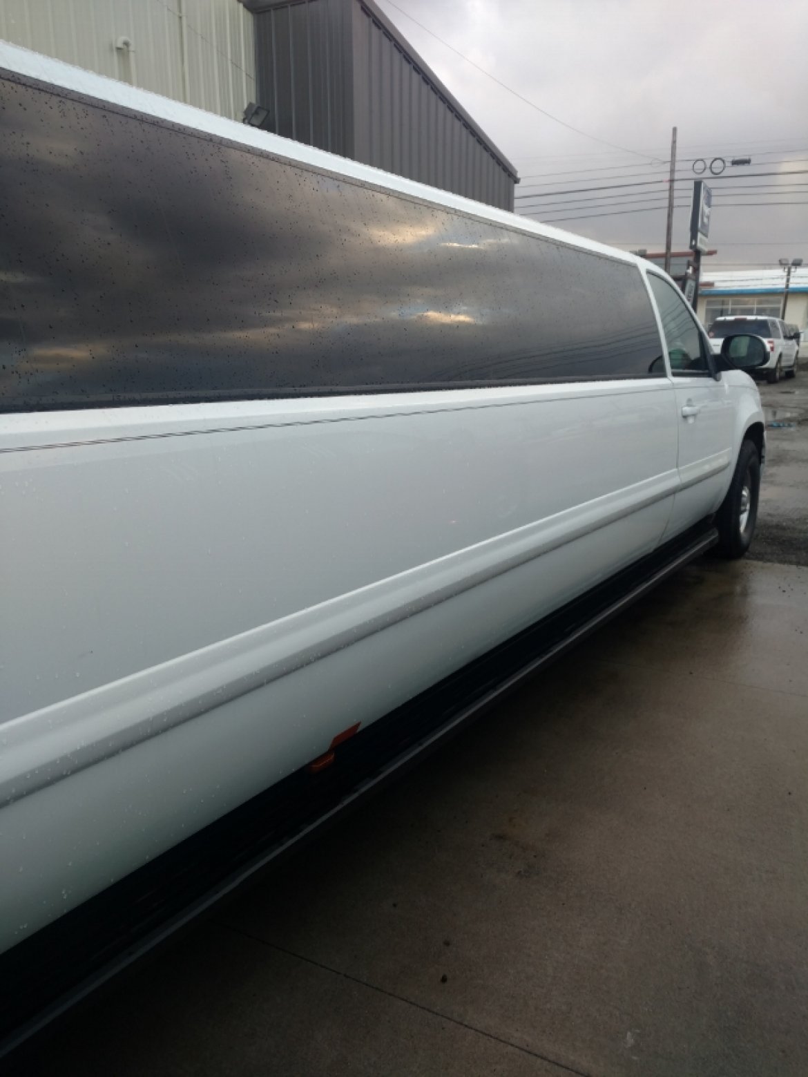 SUV Stretch for Sale in North East, PA - Photo 8