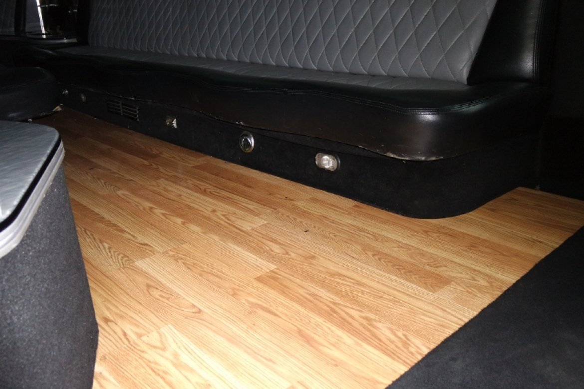 SUV Stretch for Sale in North East, PA - Photo 25