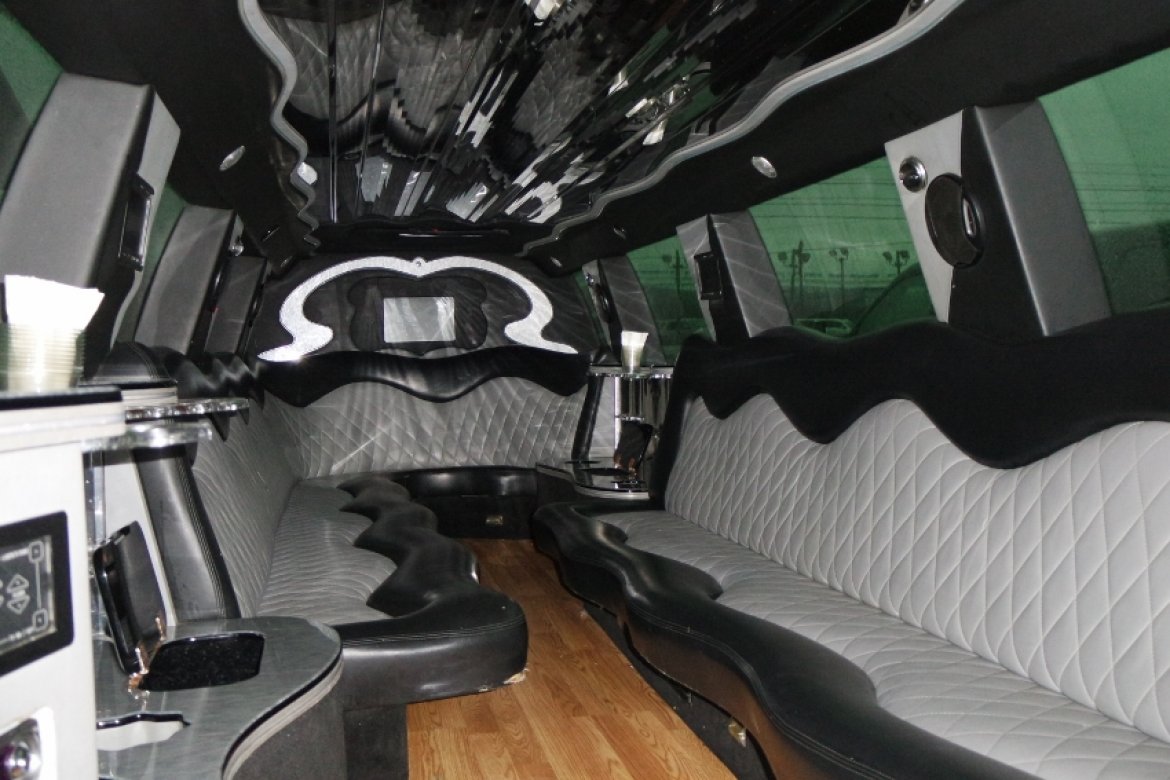 SUV Stretch for Sale in North East, PA - Photo 26
