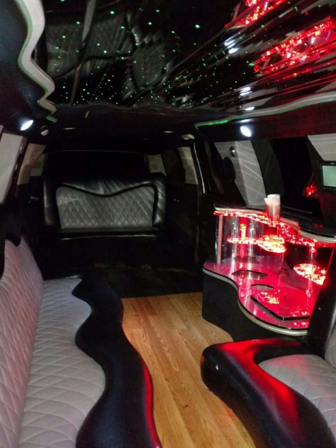 SUV Stretch for Sale in North East, PA - Photo 35