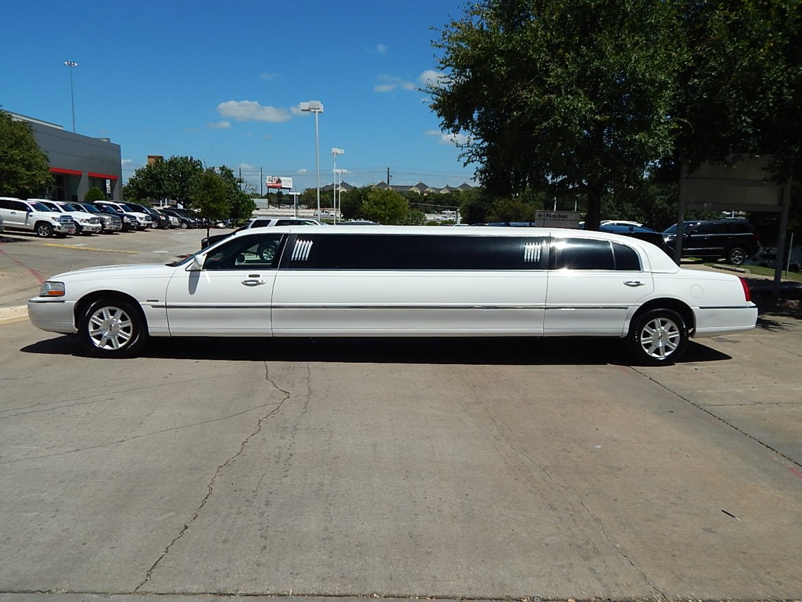 Limousine for Sale in AUSTIN, TX - Photo 18