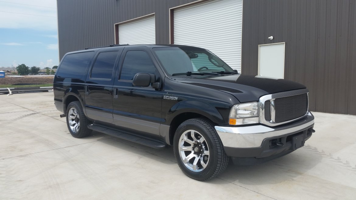 CEO SUV Mobile Office for Sale in Houston, TX - Main Photo