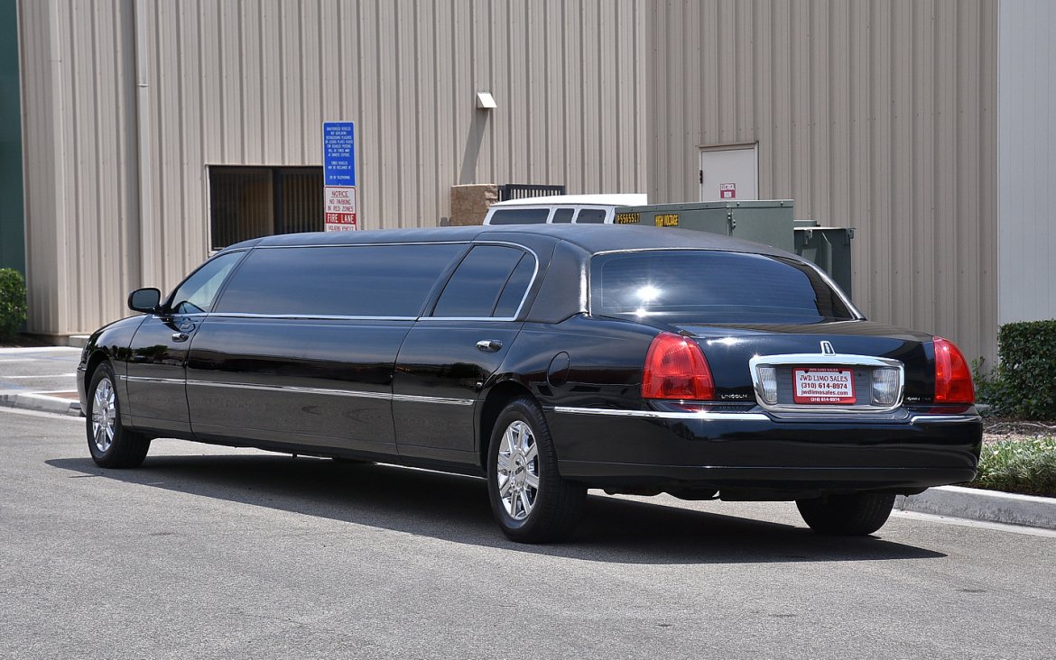 Limousine for Sale in Fontana, CA - Photo 7
