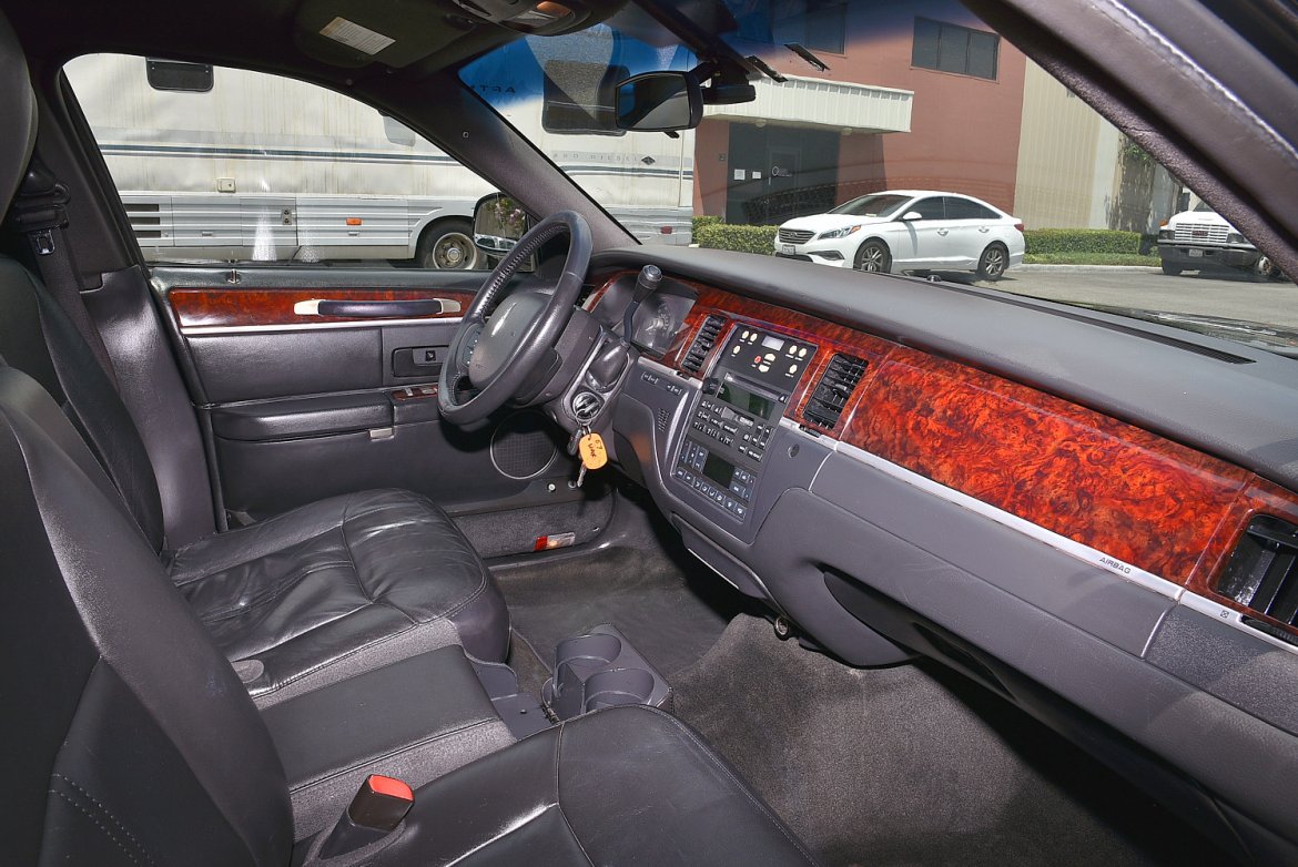 Limousine for Sale in Fontana, CA - Photo 9
