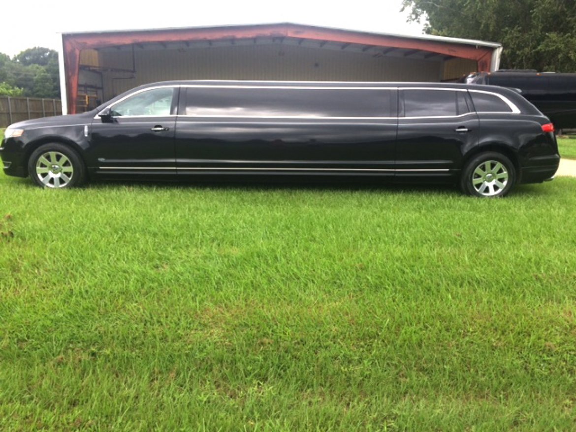 Limousine for Sale in Layfayette, LA - Photo 3